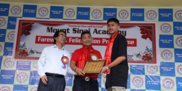 लायकू भैलःका लिपा दायगिंलाइ कदर पत्र प्रदानका साथै माउन्ट सिनाइ एकेडेमीमा बधाइ तथा विदाइ कार्यक्रम सम्पन्न