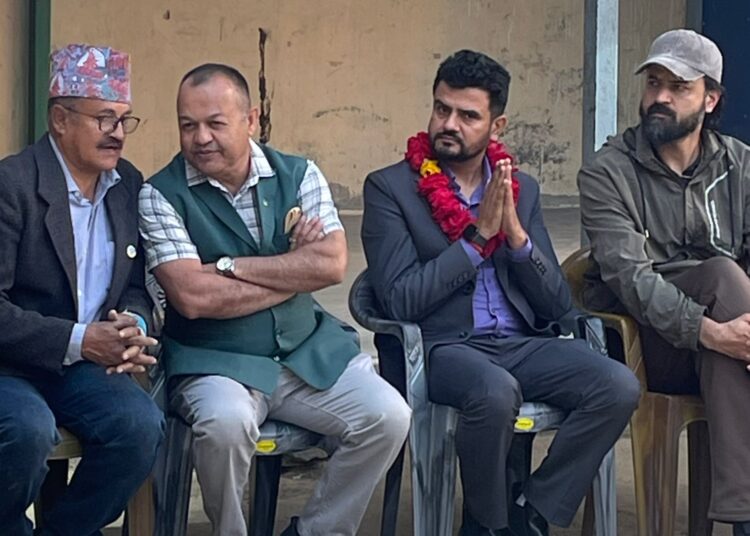 संघीय सांसद खत्रीद्धारा कमेरोटारवासीको समस्या समाधान गर्ने प्रतिबद्धता