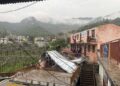 हावाहुरी र वर्षाले सूर्यविनायक नगरपालिका–७, गुण्डूस्थित भैरबी आधारभूत बिद्यालयको छानो उडायो